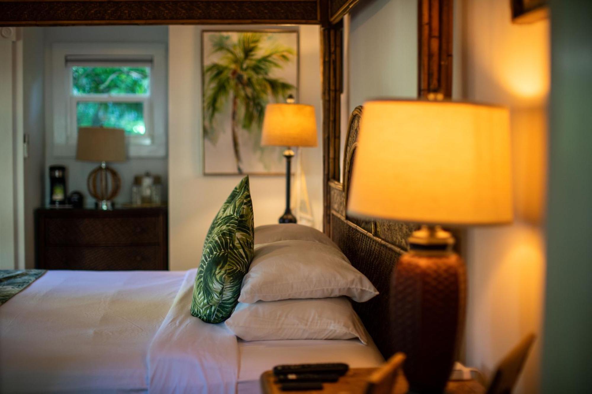 Andrews Inn & Garden Cottages Кі-Вест Екстер'єр фото