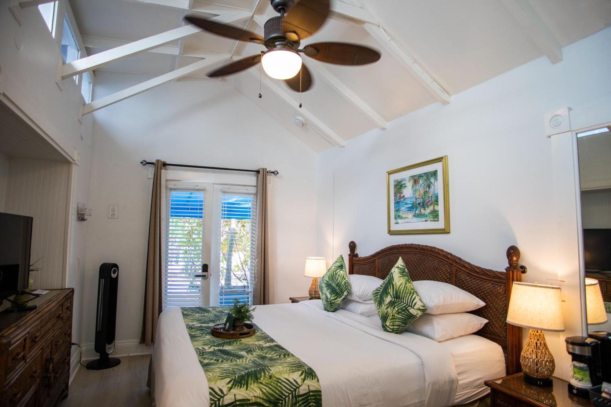 Andrews Inn & Garden Cottages Кі-Вест Екстер'єр фото